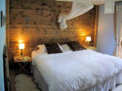 Chalet Ambroise - Bedroom 1, on the ground floor