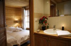 Appt. Annapurna B304 - Example - en-suite bedroom