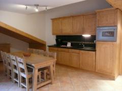 Appt. Gentiane - The kitchen and dining area