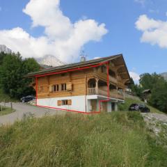 Appt. Chalet les Bouvreuils - The chalet building, south east face
