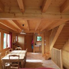 Appt. Chalet les Bouvreuils - The living room (2)