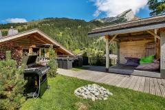 Luxury Commercial Ski Lodge - The rear garden
