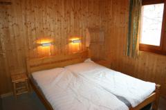 Chalet Dents du Midi - Bedroom 1, ground floor