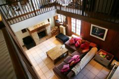 Chalet des Etoiles - Living room from the gallery
