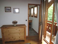 Chalet Josephine - Bedroom 2 (2)