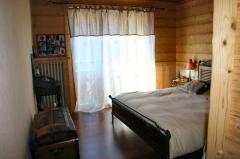 Chalet Neve - The master bedroom