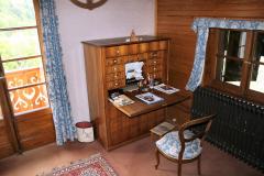 Chalet Novarina - Bedroom 1 (2)