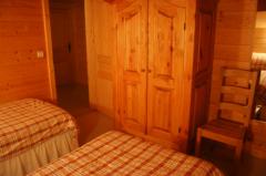 Chalet Pascal - Bedroom 1 (2)