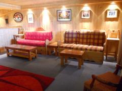 Chalet St Martin - The lower lounge