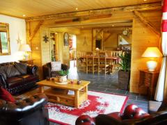 Chalet St Martin - The living room (1)