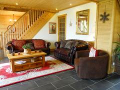 Chalet St Martin - The living room (3)