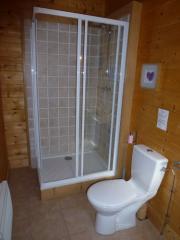 Chalet Virage - En-suite shower room, bedroom 2