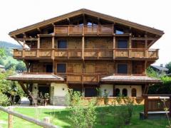 Appt. Le Chalet du Chanteret #106 - Examples of recent chalets by the same developer