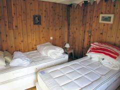 Chalet les Clochettes - Downstairs bedroom