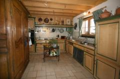 Chalet Le Clos Alpin - The kitchen on the main living level