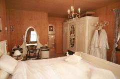 Chalet Le Clos Alpin - The ground floor bedroom