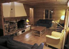 Chalet Copains - The living area with open fire