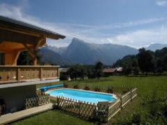 Chalet Criou - The swimming pool with Le Criou beyond