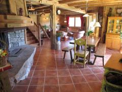 Chalet Les Franchettes - Main living area