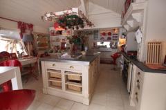 Maison du Cry - The kitchen with island unit