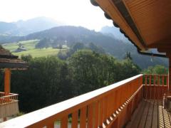 Demi Chalet La Cascade - South facing balcony