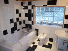 Ferme les Saisons - Downstairs bathroom
