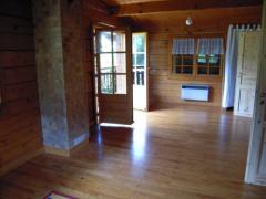 Chalet Frevuard - Bedroom with doors to balcony