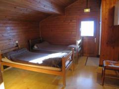 Chalet Gelinotte - Top floor bedroom (1)