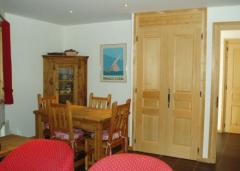 Chalet Genepi - The dining area (in the apartment)
