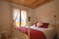 Chalet Geneviève - The master bedroom