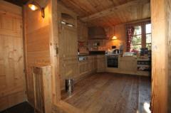 Chalet Le Gerdil - The kitchen from the entrance hall