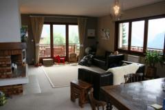 Appt. Le Grand Roc, #2 - The living room and doors to balcony