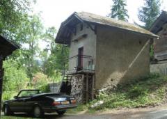 Terrain Grevat - The existing mazot on plot 2