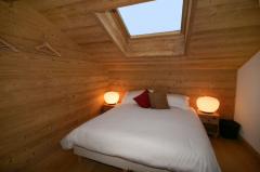 Chalet La Lune - Top floor bedroom