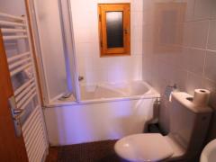 Chalet Lanchettes - Second floor bathroom