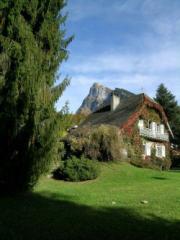 Maison Le Lavandan - House and gardens