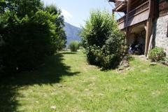 Chalet Les Molliats - The garden (3)