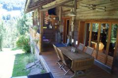 Chalet Les Molliats - Outdoor dining on the terrace