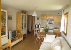 Appt. Le Maquis - Living room and kitchen area