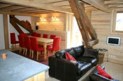 Penthouse Apartment - Living/dining room with balcony access