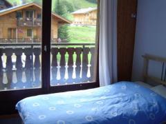 Appt. Perce Neige D27 - Bedroom 2 and balcony