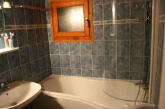 Chalet Le Pique Vert - The bathroom