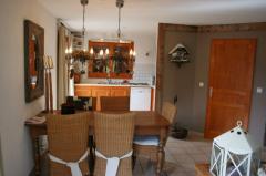 Chalet Le Pique Vert - The dining area