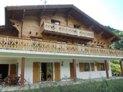 Chalet Quatre Saisons - The back of the chalet