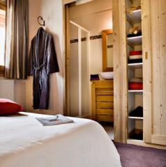 Appt. Silverstone Lodge, Penthouse - Example - bedroom