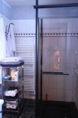 Chalet Tyrol - Shower room, bedroom 1