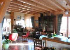 Chalet Verney - Living room - sitting area with fire