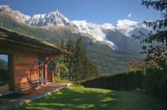 Chalet Les Voiles - The garden and views of Mont Blanc