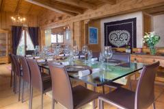 Chalet Les Voiles - The dining area